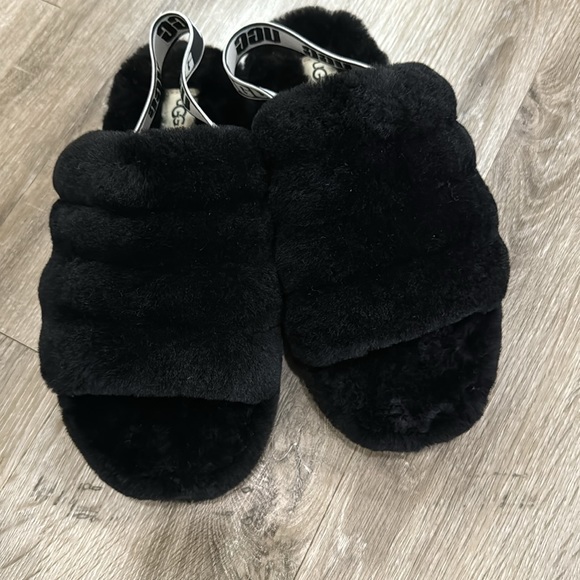 Ugg Fluff Yeah Slide - Picture 3 of 5
